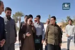 گفت‌وگوی صمیمی سیدمحمد خاتمی با مردم در گلزار شهدای اردکان + فیلم