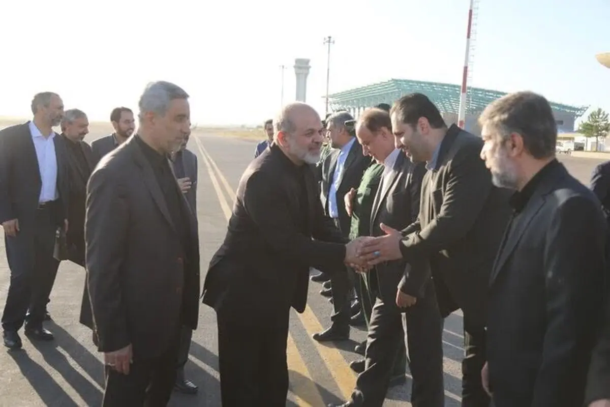  وزیر کشور به همدان سفر کرد
