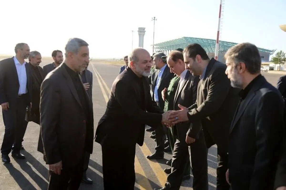  وزیر کشور به همدان سفر کرد
