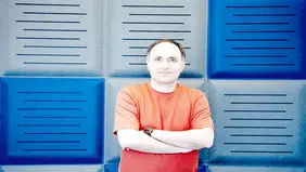 تحریم و فشارهای داخلی چشم‌انداز به آینده را گرفته است