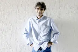 هیچ‌وقت به هیچ‌کاری عادت نکردم