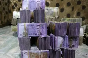 اسکناس های حکومت جدید سوریه به بازار عرضه می شود