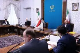سران قوا اختیارات بانک مرکزی برای تعیین تکلیف موسسات مالی را یکسال تمدید کردند