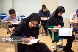 فریاد  بی‌صدای دختران تحصیل‌کرده

