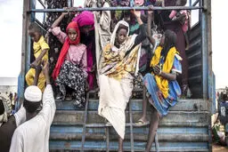  بر شانه‌های زنان سودان
