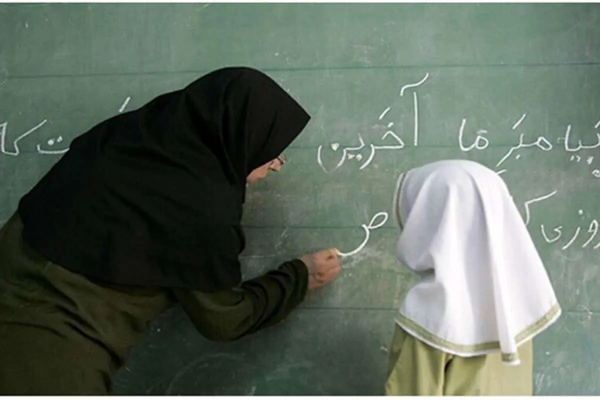 مطالبات نیمه دوم  1400  بازنشستگان فرهنگی‌  سال آینده پرداخت می‌شود
