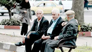 سالمندی با جیب خالی
