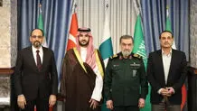 ولی نصر: نشست تهران دستاورد رسانه‌ای بزرگی برای ایران بود/ ایران در پی ایفای نقشی محوری در ترتیبات منطقه‌ای است