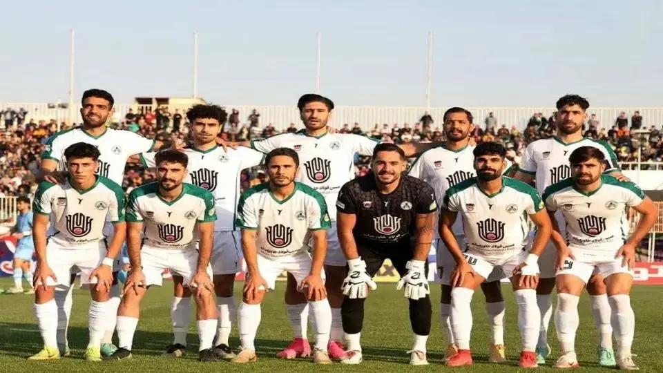 ترکیب ذوب‌آهن برابر تراکتور اعلام شد