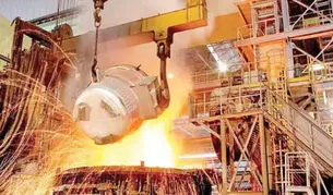 صنعت فولاد؛ توانمندی‌ها، چالش‌ها و نقش هوش مصنوعی در آینده‌ای پایدار