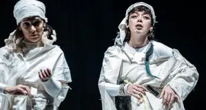 وقتی اسطوره‌ها از دست‌مان لیز می‌خورند