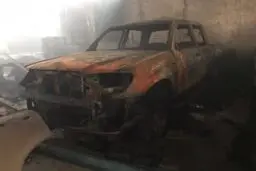 آتش‌سوزی در پارکینگ مجتمع مسکونی در خیابان کرمان/ نجات ۱۴ نفر توسط آتش‌نشانان

