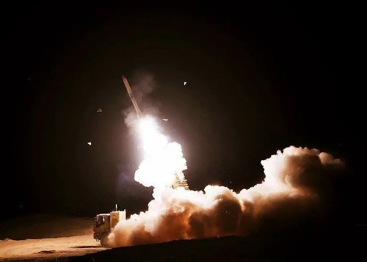 آخرین خبرها از درگیری پدافند ایران با حملات اسرائیل در نقاط مختلف ...