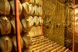 آخرین قیمت طلا؛ عصر شنبه ۴ اسفند

