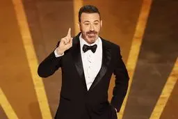 ترامپ باز هم خواستار برکنار شدن مجری منتقد شد

