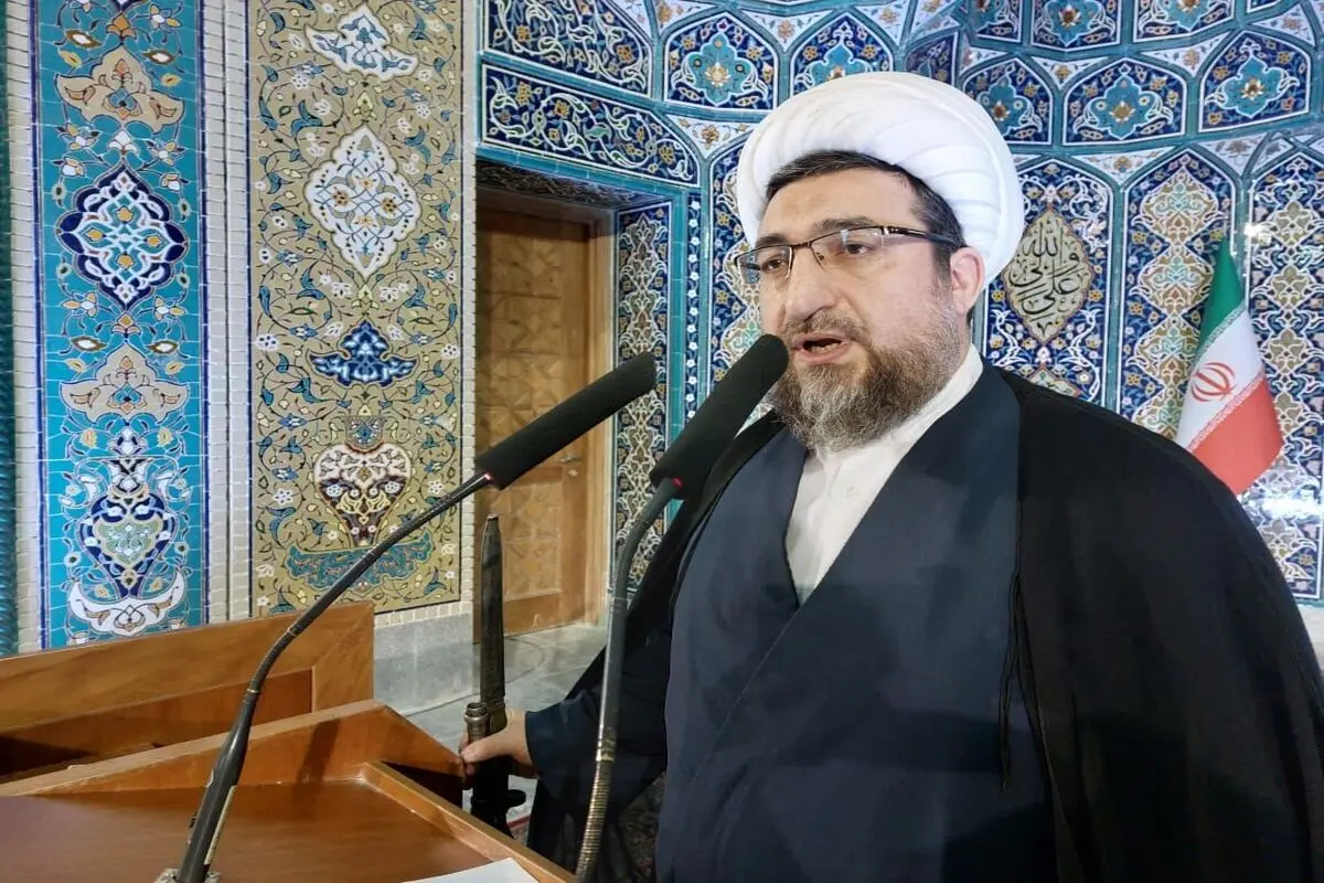 امام جمعه تبریز پشت پزشکیان ایستاد