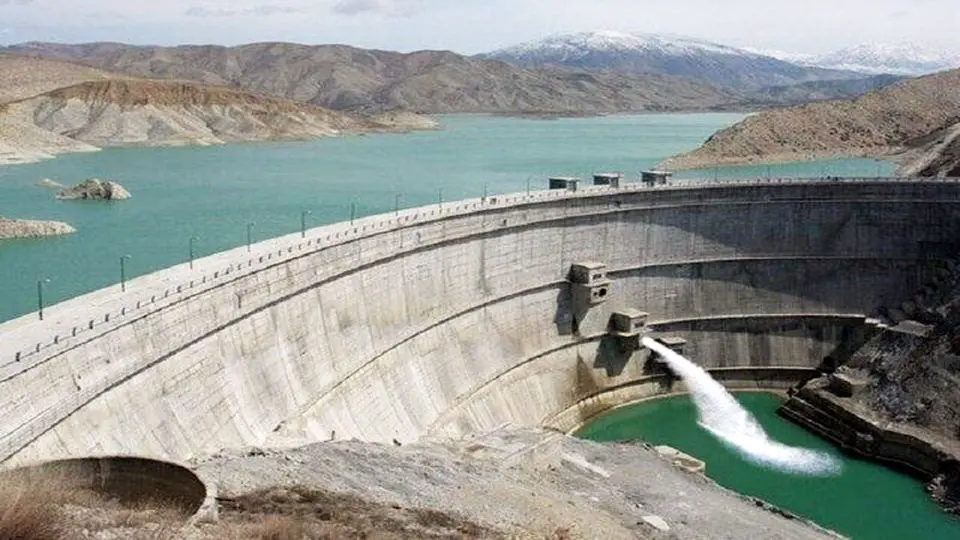وضعیت بحرانی کمبود آب در تهران / سد لار خشک شد؟