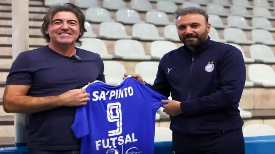 ساپینتو با حضور در تمرینات فوتسالی‌ها را غافلگیر کرد