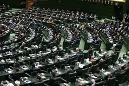 بانک مرکزی وام ساخت مسکن را هر چه زودتر ابلاغ کند 