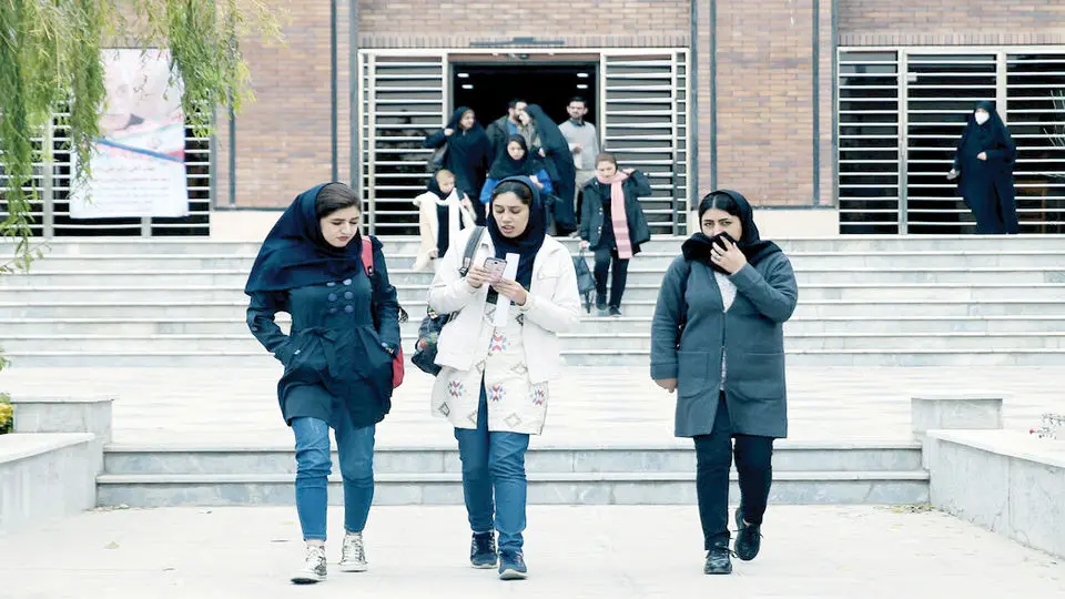 درز اطلاعات شخصی به بیرون از مراکز مشاوره