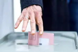  ساختار پارلمانی آلمان و مهار دوگانه
