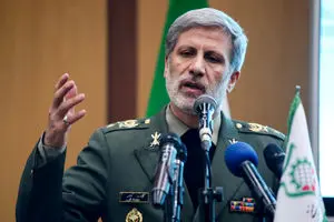 فرمانده‌کل ارتش: نیروی هوایی ارتش آماده مقابله با تهدیدات است