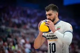 یک ایرانی شاه ماهی نقل و انتقالات دنیا