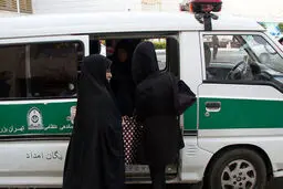 ​مجلس از رفتار پلیس در برخورد با بی‌حجابی‌ها حمایت می‌کند؛ جز این هم راهی نیست

