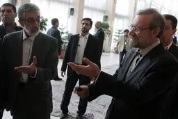 علی لاریجانی و غلامعلی حدادعادل بعد از مدت‌ها کنار هم نشستند/ عکس

