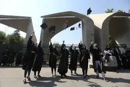 ۸۰۰ هزار فارغ‌التحصیل بیکار در ایران