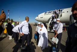 بازگشت ۷۰ درصد از زائران ایرانی خانه خدا به کشور 
