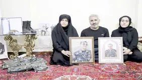 گفته بود چند ساعت دیگر به خانه می‌آید