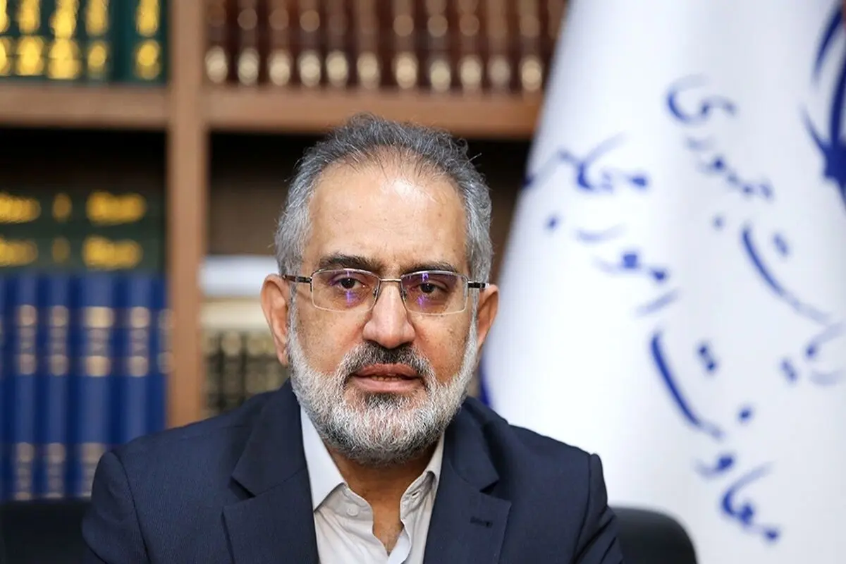معاون پارلمانی دولت رئیسی برکنار شد