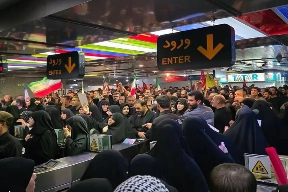 در مراسم تشییع رهبر شهید هنگام ازدحام جمعیت در مترو چه کنیم؟