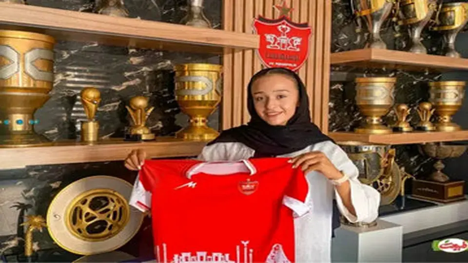 رونمایی از یازدهمین خرید پرسپولیس