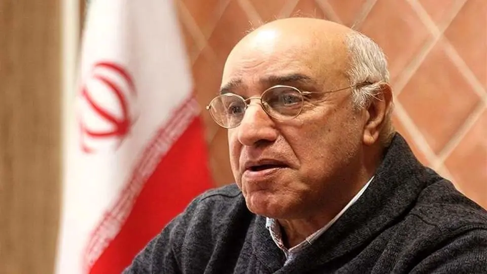 ضرب و شتم پیروز مجتهدزاده در جریان یک اختلاف ملکی + عکس