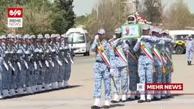 لحظه ورود پیکر مطهر شهید مجید کاظمی به پایگاه شهید دوران شیراز + ویدیو