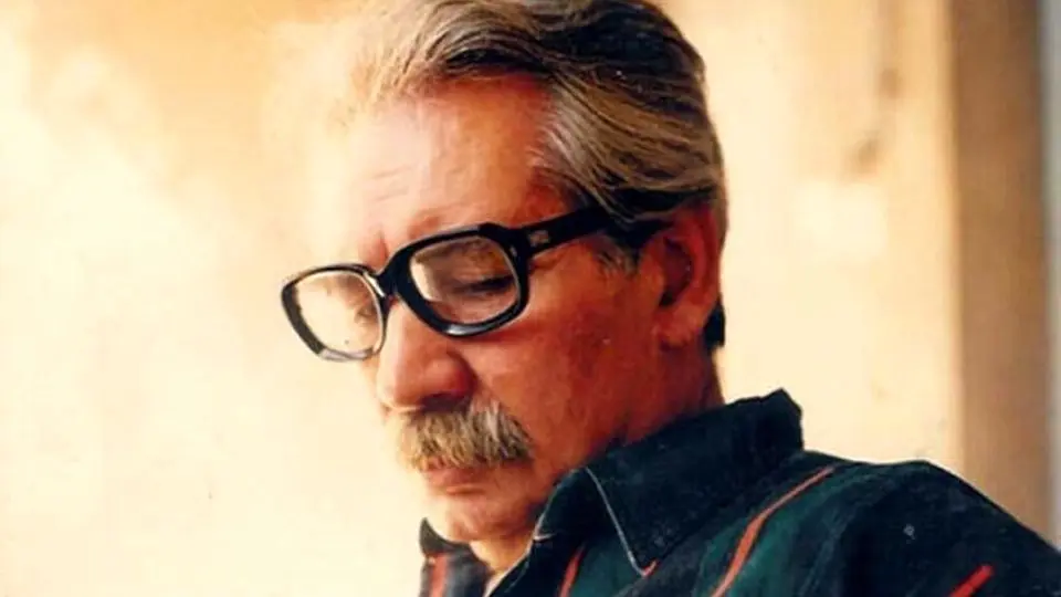راوی روح زمانه