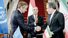 قطب‌نما ‌بر مدار دیگر