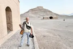 ما با نور می‌نویسیم