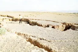 ایرانیان ذخیره هزارساله آب را در طول 3 دهه اخیر مصرف کرده‌اند