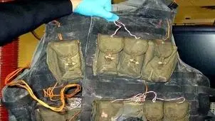 کشف جلیقه انتحاری و مواد منفجره توسط مرزبانان فراجا