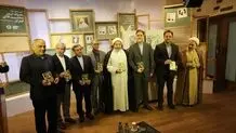 رونمایی از کتاب «معروف‌ترین شخصیت‌های الجزایر» با حضور چهره‌های سیاسی 

