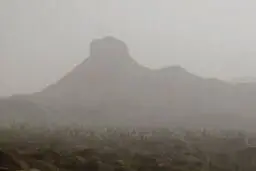 شهر کوت در میان گردوخاک؛ مهران و واسط در مه غلیظ + عکس