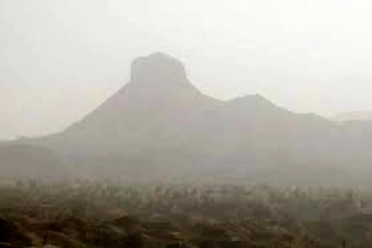 شهر کوت در میان گردوخاک؛ مهران و واسط در مه غلیظ + عکس