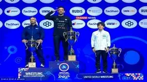 
سلام نظامی پژمان درستکار پس از قهرمانی ایران
