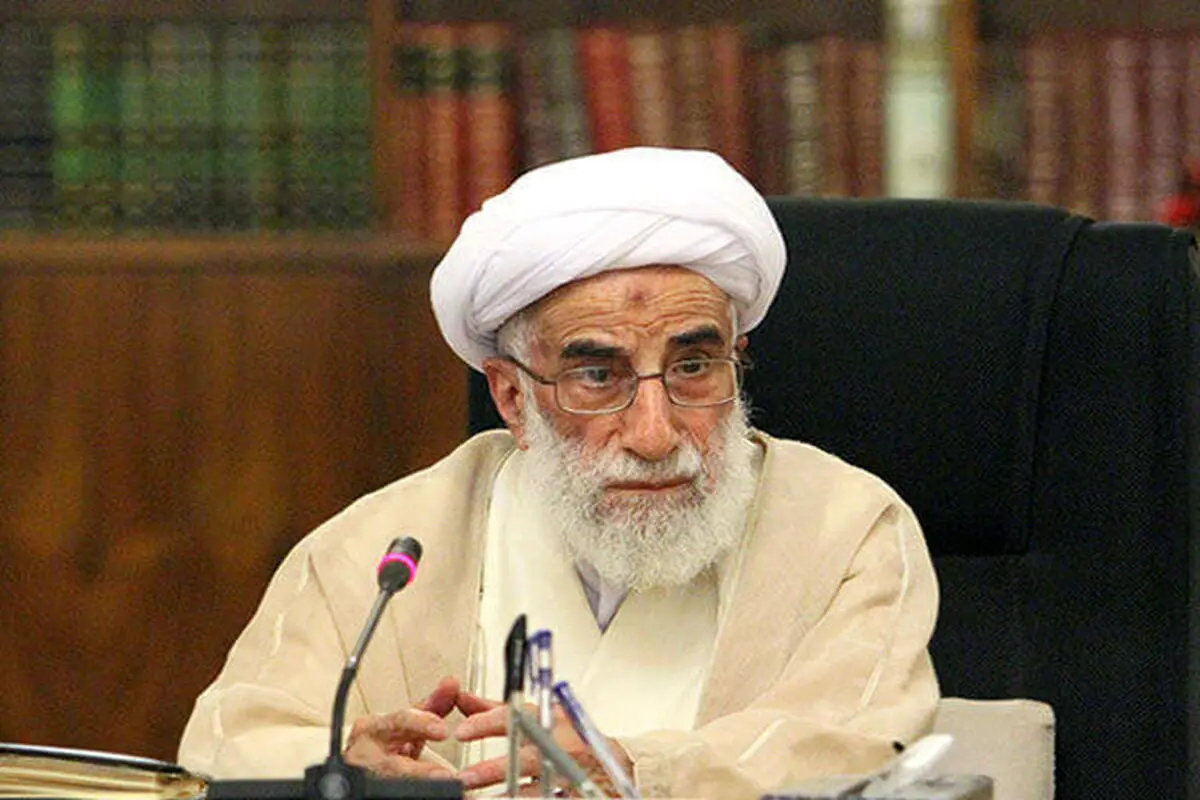 آیت‌الله جنتی: اگر روش دفاع مقدس در جامعه حکمفرما شود مشکلات سریعتر حل می‌شود