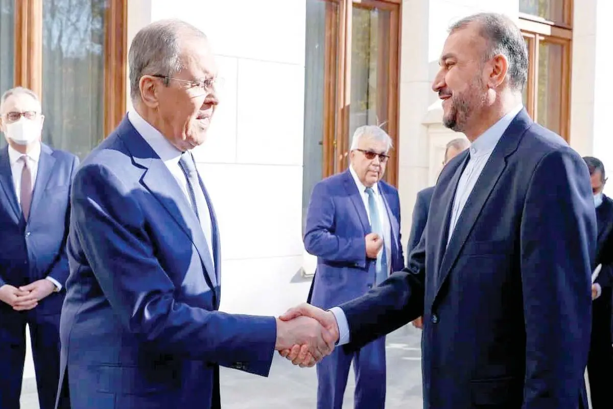 آشتی پادمان در کش و قوس
