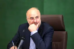 قالیباف: موافق بسیاری از فرودگاه‌هایی که امروز در کشور ساخته می‌شود نیستم / از ۱۵ هزار کیلومتر راه‌آهن کشور، از ۴ هزار کیلومتر آن هیچ استفاده مفیدی نمی‌شود؛ حتی برای نگهداری آنها باید هزینه اضافی نیز بدهیم 