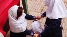 یک خداحافظی گرم 
